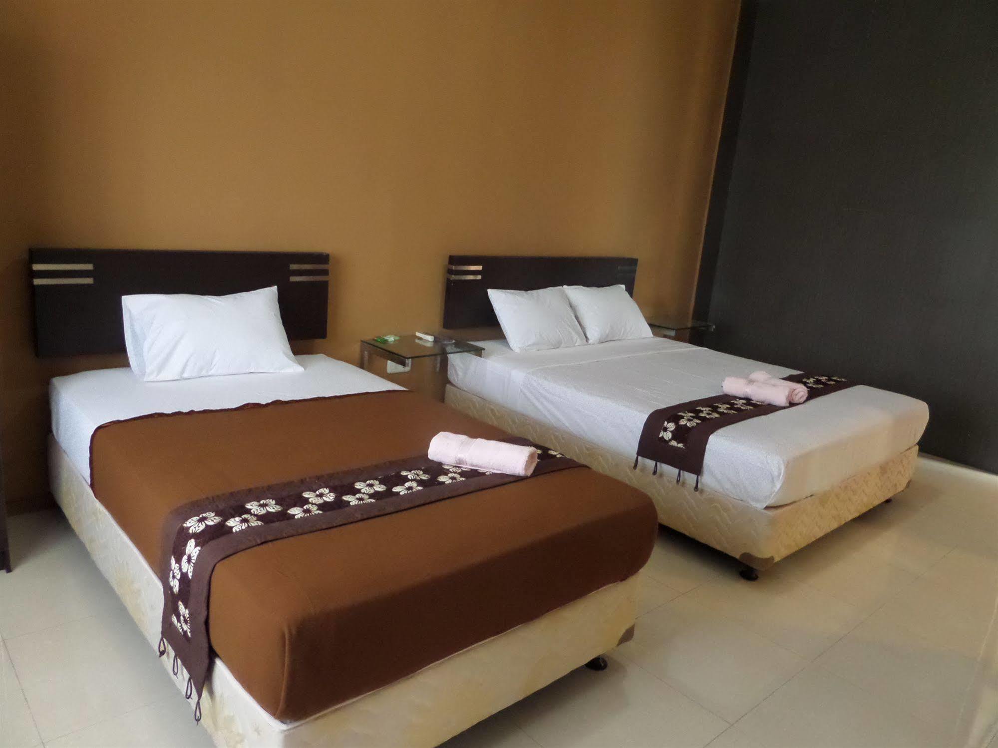 Oyo 201 Emdi House Timoho Hotell Yogyakarta Eksteriør bilde