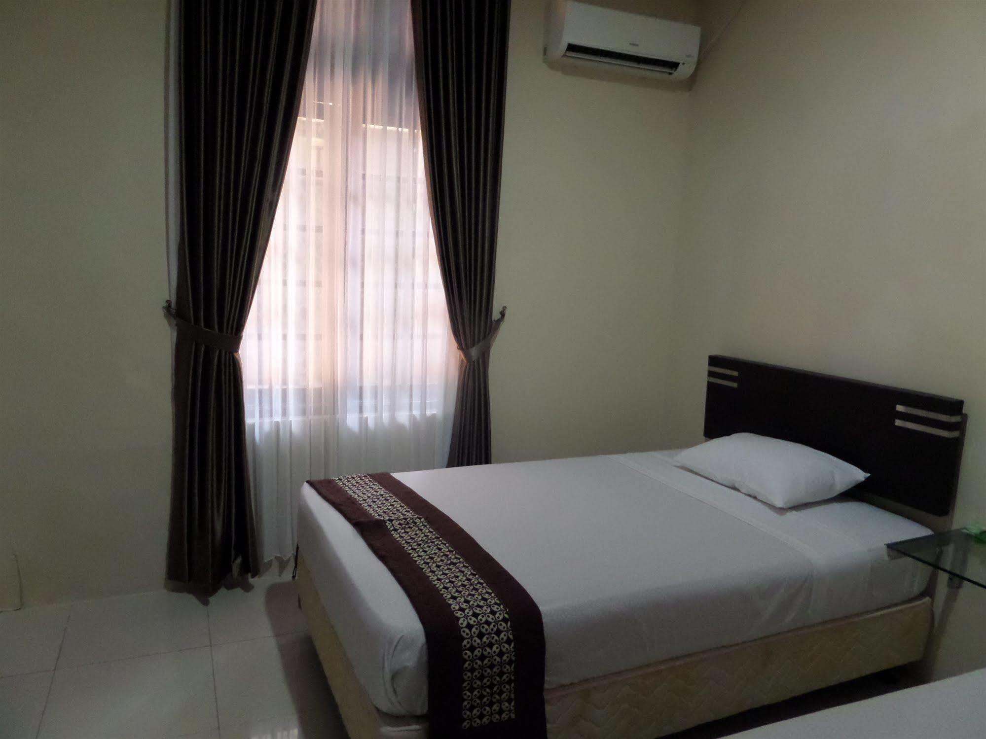 Oyo 201 Emdi House Timoho Hotell Yogyakarta Eksteriør bilde