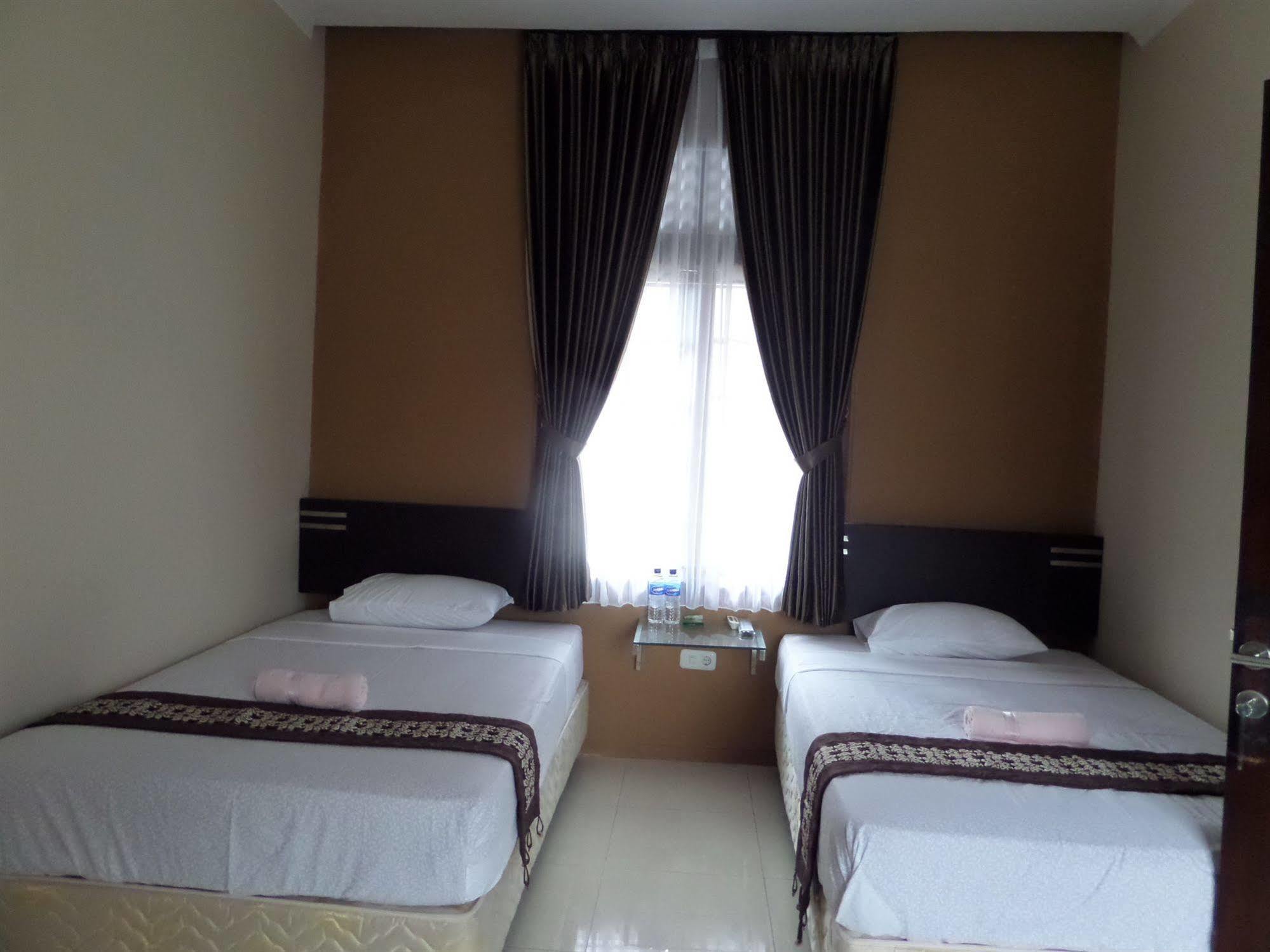 Oyo 201 Emdi House Timoho Hotell Yogyakarta Eksteriør bilde