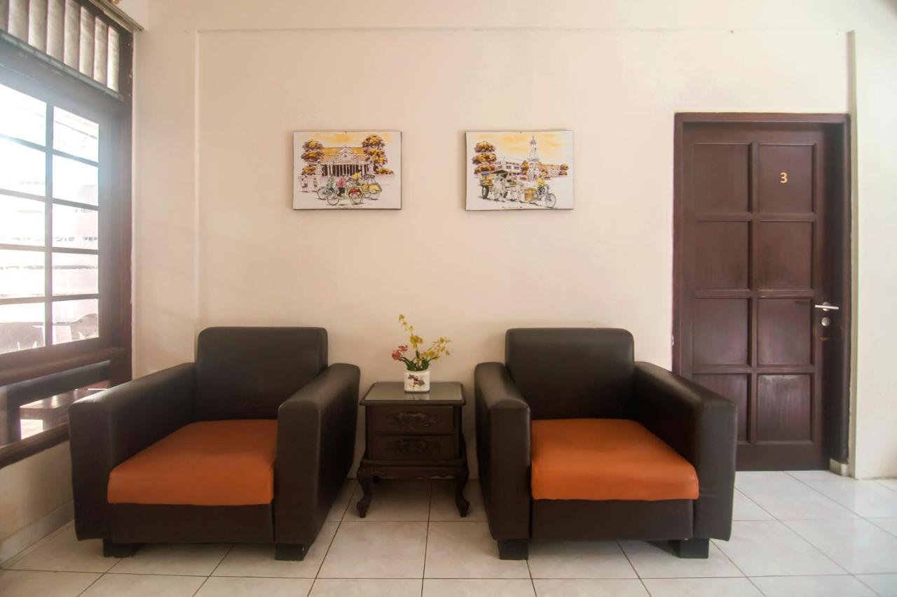 Oyo 201 Emdi House Timoho Hotell Yogyakarta Eksteriør bilde